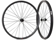 Carbon Wheelset 30mm Wheel With Quick Release/Thru Axle Straight Pull Hub&Pillar