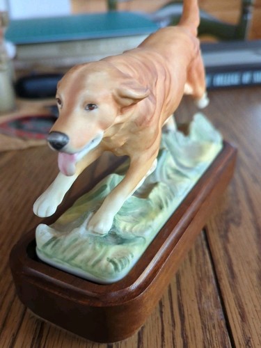 Beautiful ROYAL WORCESTER DOG THE GOLDEN RETRIEVER SPORTING DOGS DORIS LINDER - Picture 2 of 8