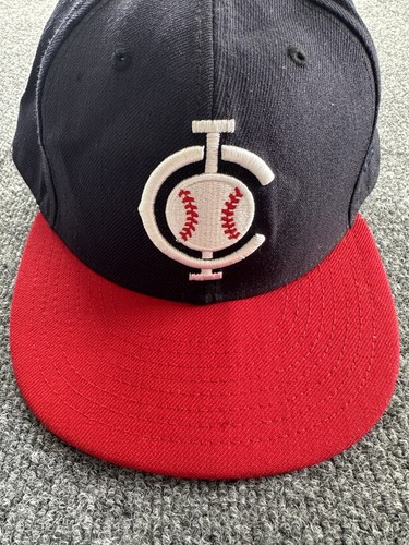 Cincinnati Reds “C” Logo New Era Cooperstown 59FIFTY Fitted Size 8 1/4 MLB - Picture 2 of 12