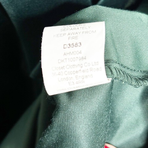 Closet London Green Velvet Kimono Faux Wrap Dress Womens Size 12 Pockets No Belt - Picture 9 of 11