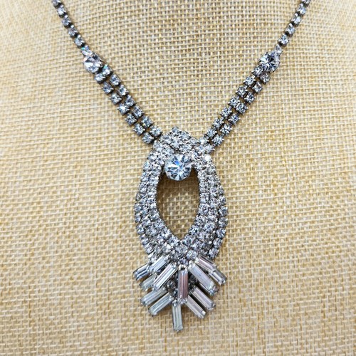 Vintage Unsigned Designer Clear Baguette Chaton Rhinestone Lavalier Necklace 15" - Picture 2 of 9