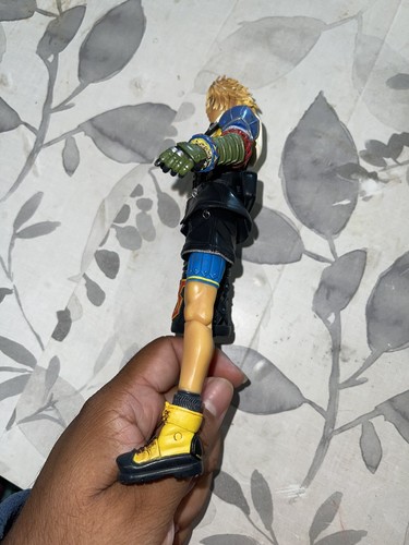 Square Enix Final Fantasy X Play Arts Nr. 1 Tidus Actionfigur (MISSING HAND) - Bild 7 von 8