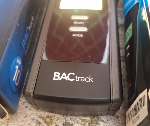 BacTrack S80 etilometro Select tester alcool digitale con confezione da 10 boccagli - Foto 5 di 11