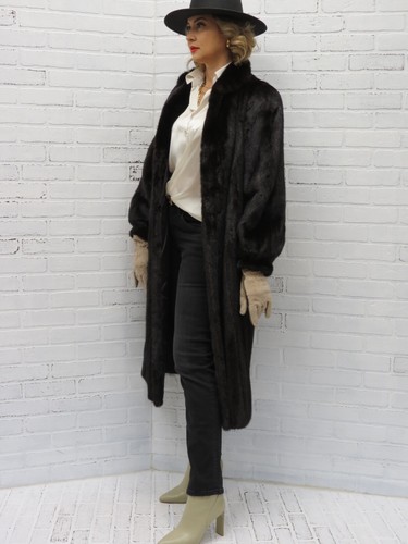 LADIES showroom new pristine REAL MAHOGANY BLACK RANCH MINK FUR COAT sm md fit - Picture 9 of 12