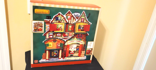 LEMAX ESSEX STREET FACADE ADVENT STABLE NEW #35561 HANGING WALL SETTING - Picture 2 of 6