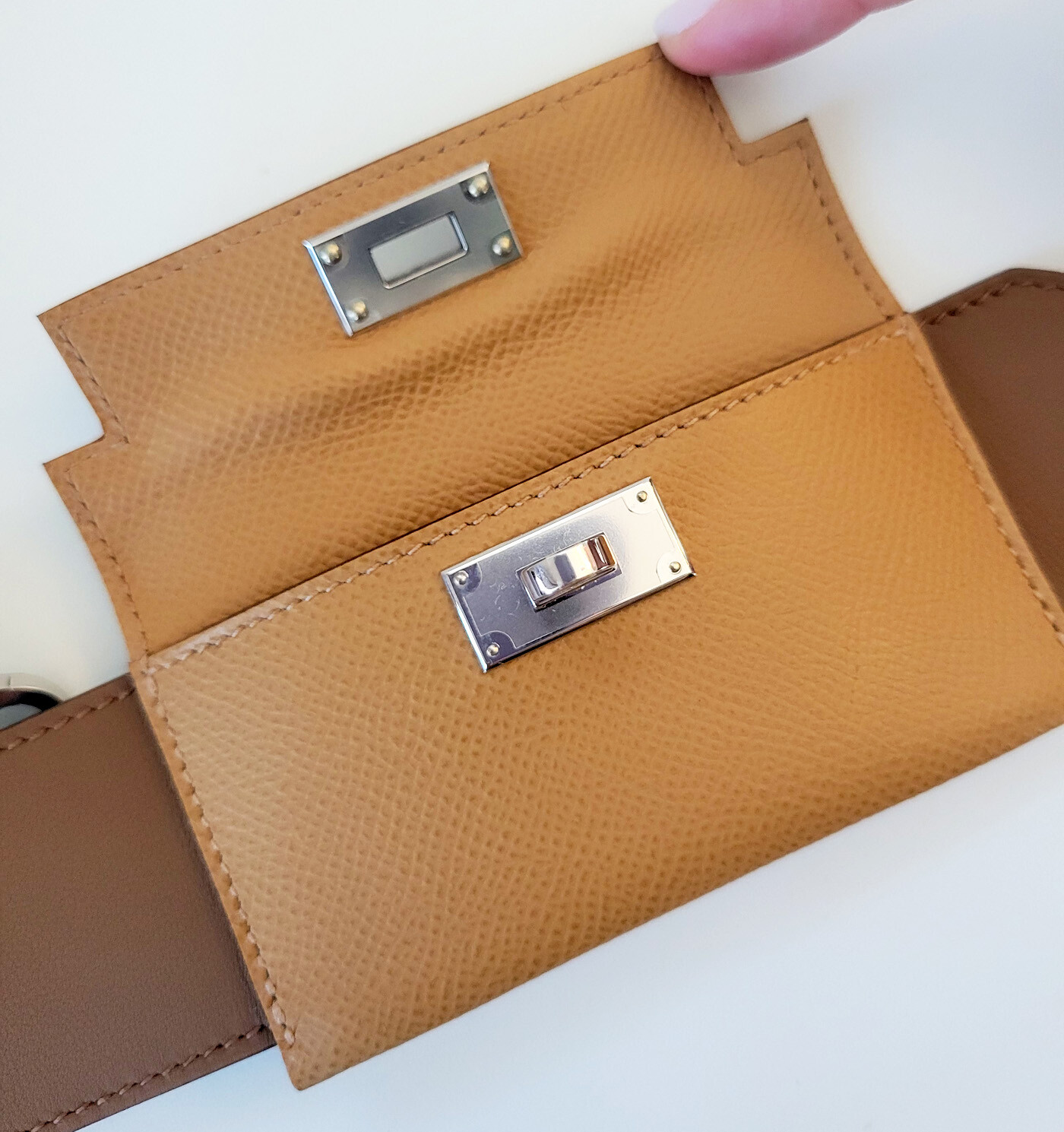 Hermes Kelly To Go Ever Color Mushroom Gold Hardware B Engraved Strap 2Pcs