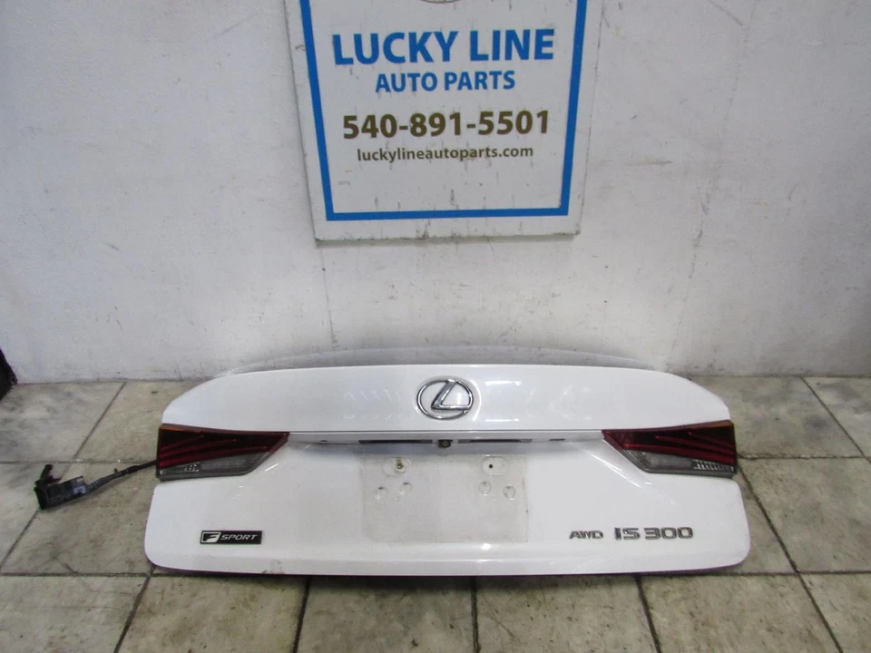 16 17 18 19 LEXUS IS300 PORTA-MALAS - Imagem 2 de 4