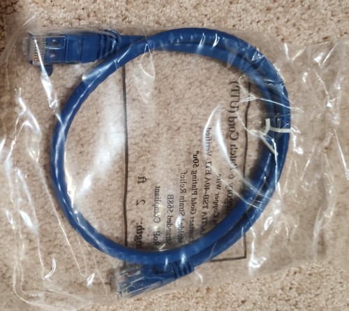 New GearIT 20-Pack Cat6 Patch, 2 Feet Cat 6 Ethernet Cable Snagless Flexible - Picture 2 of 3