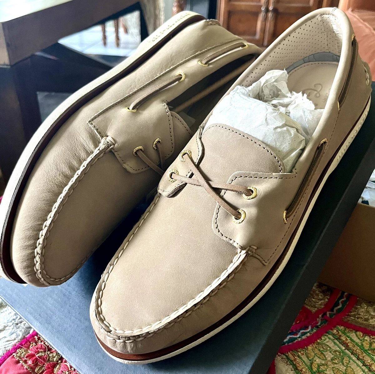 Sperry gold 2024 cup crepe