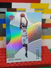 2018-19 PANINI STATUS MITCHELL ROBINSON ROOKIE CARD #129 KNICKS