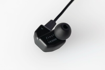 Final Audio Vr3000 Earphones for Gaming With Mic&control