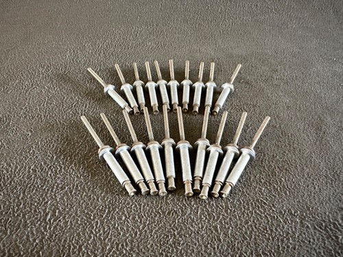 Aircraft CherryMax Rivet CR3213-4-08, New Surplus (20 Pieces) - Picture 3 of 4
