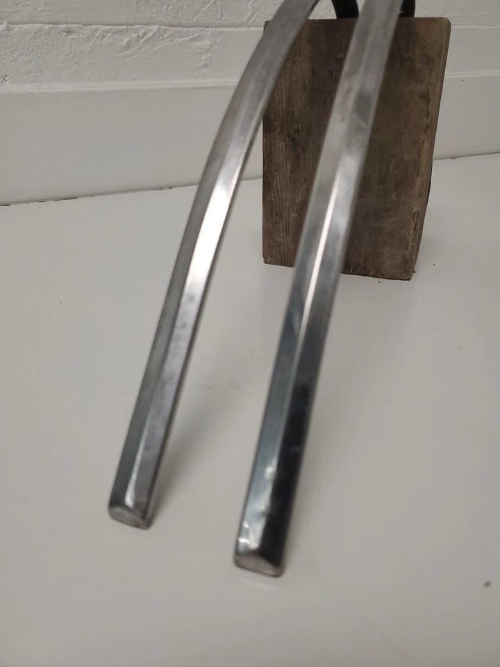 Mercury Monterey 1953 2 puertas techo rígido cuarto reposabrazos molduras de molduras inferiores Foto 3 de 4