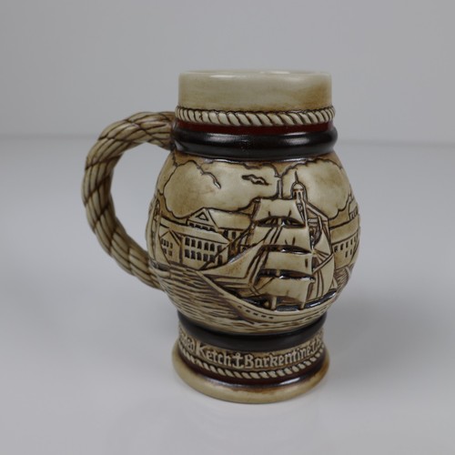 AVON’S 1982 “CLASSIC TALL SAILING SHIPS” MINI STEIN - Picture 5 of 8