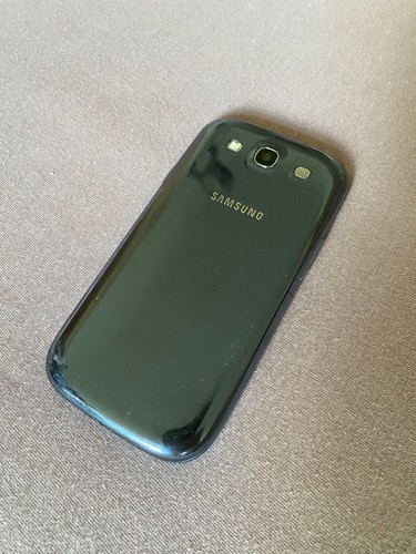 Samsung Galaxy S3 GT-I9300 16GB blau - Bild 2 von 4