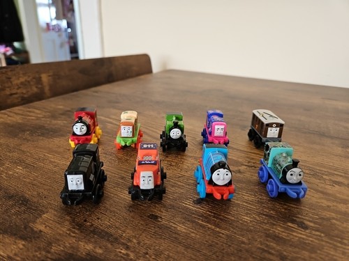 Thomas & Friends X9 Various Mini Trains 9