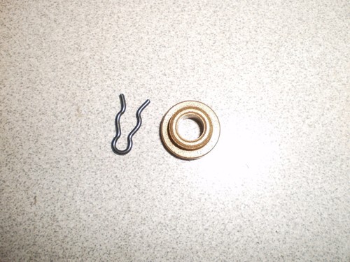 Ford Mustang AOD transmission kickdown TV cable HD grommet & clip fox bushing - Picture 3 of 5