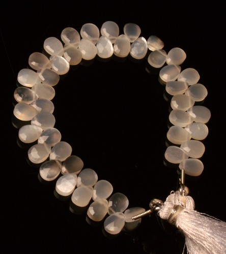 Piedra lunar blanca natural 7x5 mm tamaño facetado pera briolette cuentas 6" hilo - Imagen 5 de 7