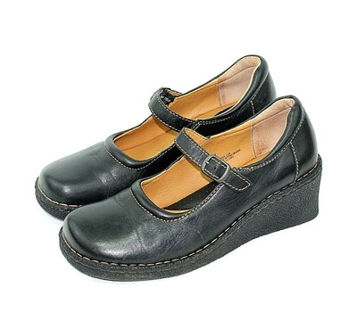 browns landing shoes clogs