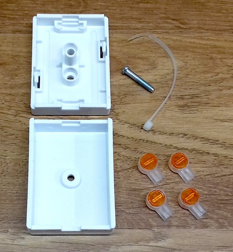 White BT Connection Box Dropwire Cable Joint Closure + 4 Jelly Crimps 16a 78 80 - Picture 2 of 4