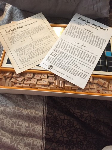 ¡Usa tu ingenio de colección! Juego de crucigramas Headchen usado completo raro - Imagen 2 de 7