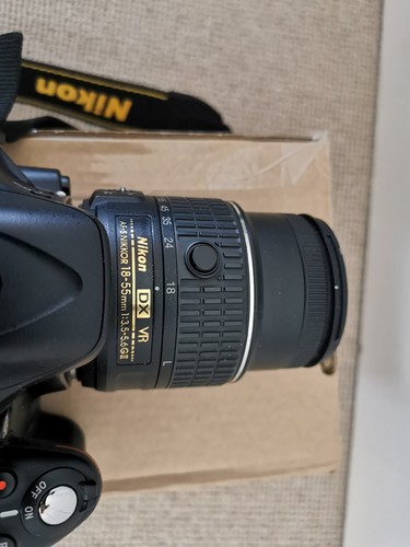 Nikon D5200 DSLR Camera w/ 18-55mm AF-S Lens, Remote, 2 Batteries, Charger + Bag - Picture 5 of 16