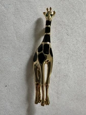 Vintage Giraffe Brooch Green Rhinestone Eyes Black Enamel Gold Tone B5