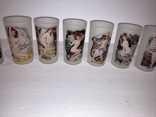 Lote de 8 vasos Highball Pinup Girl años 40 - Juego de bebidas esmeriladas Risque Barware - Imagen 7 de 8