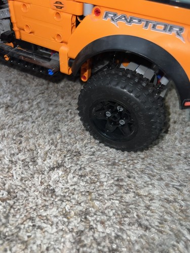 LEGO TECHNIC | 42126 | Ford F-150 Raptor Retired With Manual - Afbeelding 11 van 24