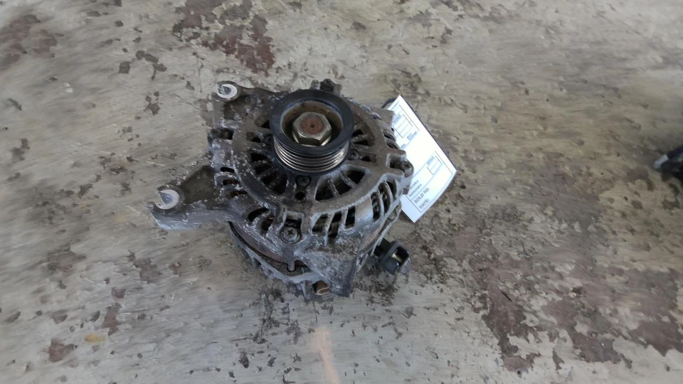 Alternador usado compatible con: Ford Expedition 2013 grado A Foto 2 de 4