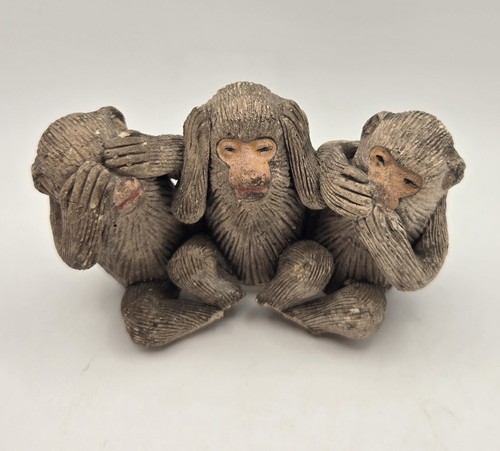 Vintage Ceramic Monkey Trio Figurine ~ See No Evil Hear No Evil Speak No Evil ๐ - Picture 1 of 8