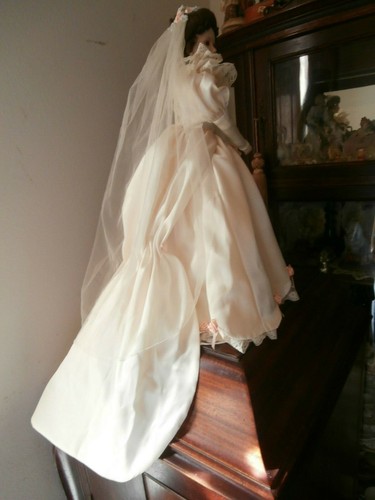 SELTENE ASHTON DRAKE GALLERIES PUPPE 20 GROSSE ELIZABETH,S 1900/S HOCHZEITSKLEID - Bild 3 von 12