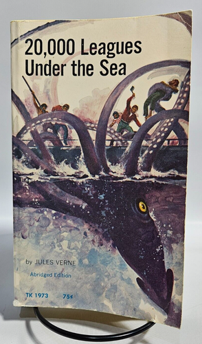 20,000 Leagues Under the Sea by Jules Verne, 1971 Scholastic First Printing - Imagen 1 de 8