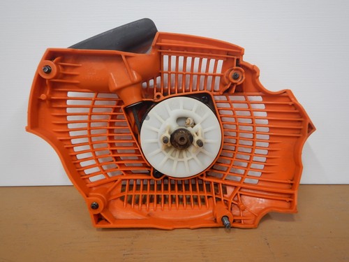 Arrancador de retroceso de motosierra Husqvarna 570 genuino OEM - Imagen 6 de 6