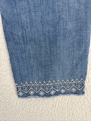 Lucky Brand Emma Crop Jeans Women Size 16W Embroidered Raw Hem Medium Wash Jeans - Picture 6 of 11