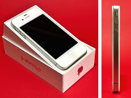 Apple iPhone 4 - 16GB - Bianco (Model A1332 - MC604DN/A) - iOS 7.1.2 - Foto 3 di 12