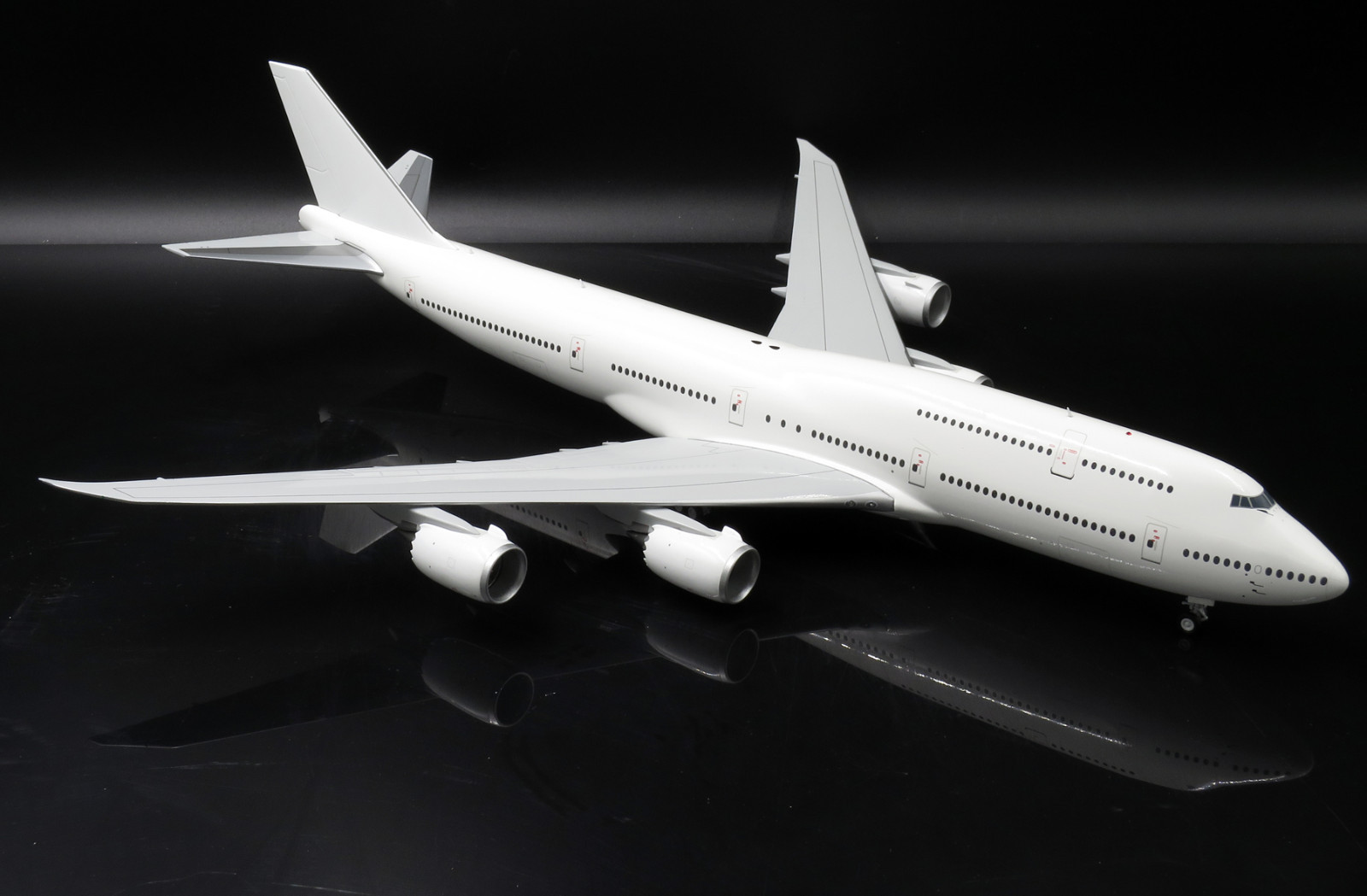 Blank B747-8 Boeing Aircraft Passenger version 1:200 Diecast Models XX2169 Blank B747-8 Boeing Aircraft Passenger version 1:200 Diecast Models XX2169