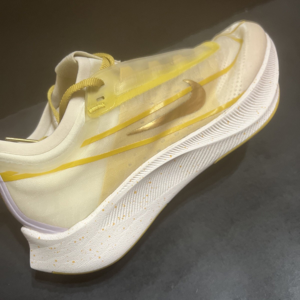 公式正規品!★WMNS ZOOM FLY 3 LIGHT CREAM Sz 6 - NIKE WMNS ZOOM FLY 3 PRINT PRM 'LIGHT CREAM' NEW | eBay