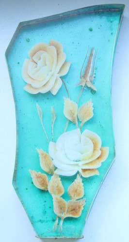 Vintage Wandständer tief geschnitzt weiße Rosen Blumen Dekoration - Bild 1 von 5