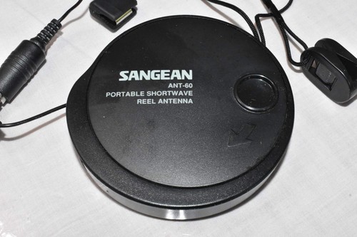 1980s SANGEAN ANT-60 COMPACT PORTABLE SHORTWAVE REEL ANTENNA FOR RADIO RECEIVER - Zdjęcie 2 z 2