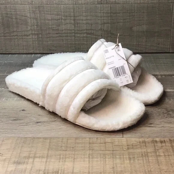 Fluffy hotsell adidas slides