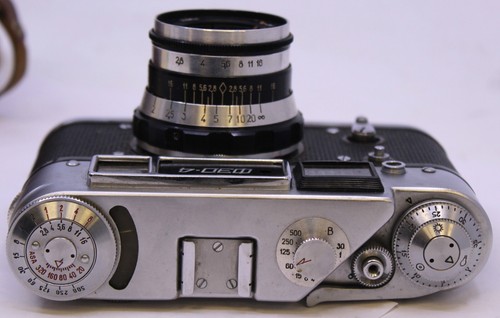 FED 4 fotocamera pellicola 35 mm a telemetro con obiettivo N-61 - Foto 3 di 6