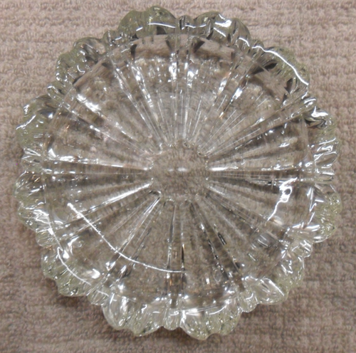 VINTAGE HAZEL- ATLAS CLEAR GLASS NESTING SET ASHTRAYS 3 PIECE FLUTED ROUND VGC! - Picture 5 of 7