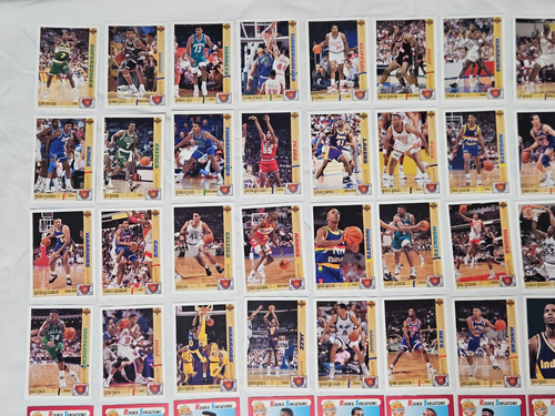 Lote de 150 tarjetas de baloncesto de la NBA. ¡Conjuntos completos de novato y más! Jordan, Payton. Años 90 - Imagen 3 de 11
