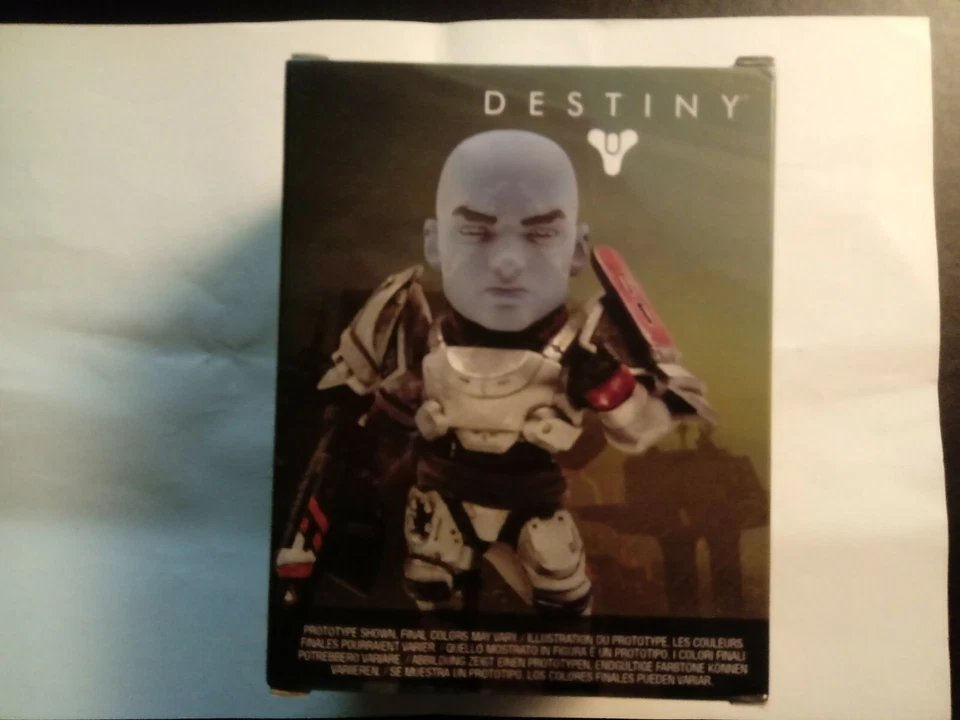 FIGURA DESTINY 2 10 CM: ZAVALA. NUEVA EN CAJA ORIGINAL SIN ABRIR - Imagen 2 de 2