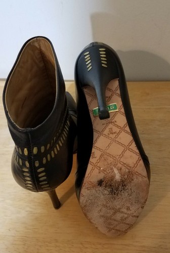 L.A.M.B womens JACEE black leather studded stiletto ankle booties Sz 6.5 - Picture 7 of 8