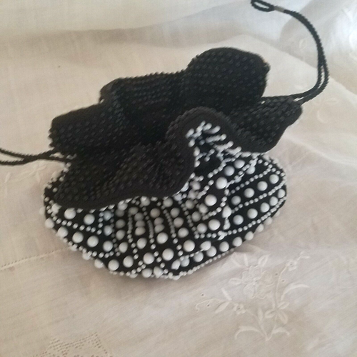 Emson Artsy Black/White Beaded Reversible Drawstring Bag Hong Kong 1960s Vintage - Picture 3 of 12