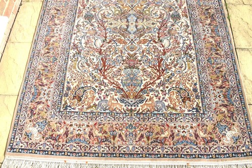 Persiann Isfahann Esfahann silk and wool handmade hand knotted rug 240 x 160 cm - Picture 4 of 12