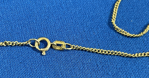 9ct Gold Diamomd Cut Crucifix With 18 Inch Chain - Picture 5 of 8