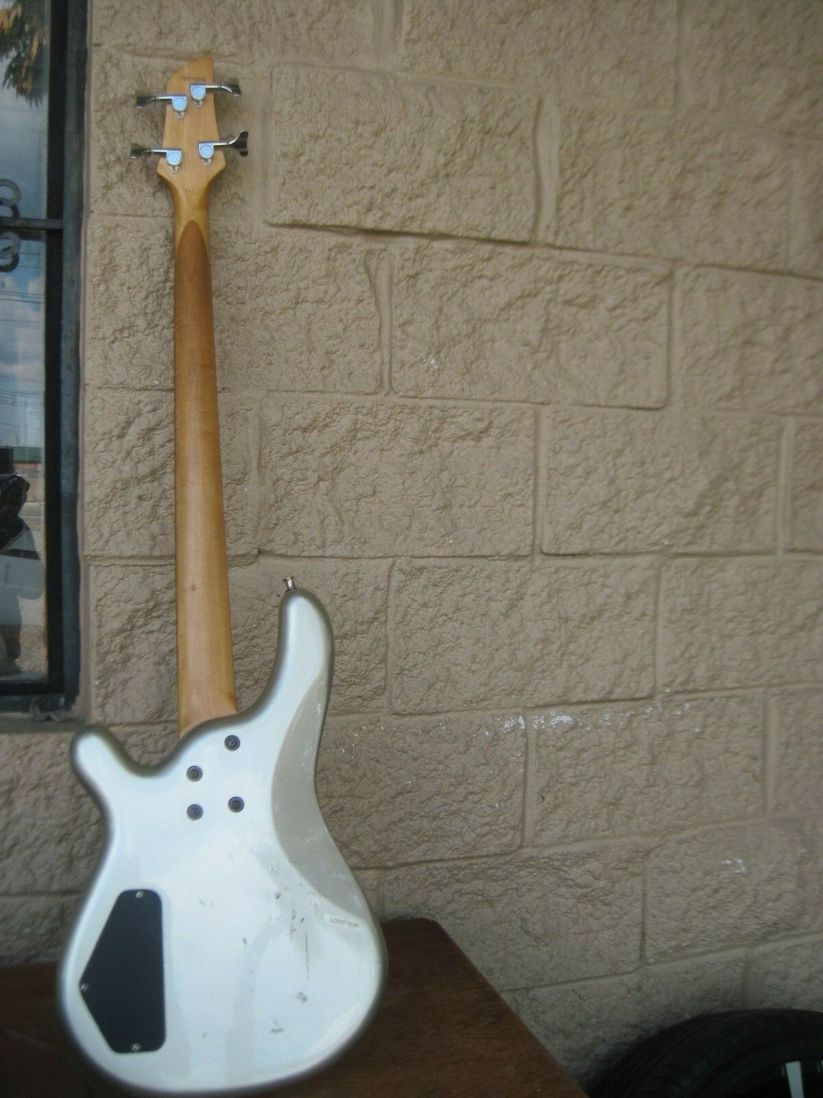 Picture 6 of 9